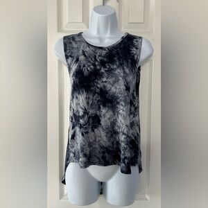 Love Republic Tie-Dye Cutout Back Sleeveless Tank Top Size Small